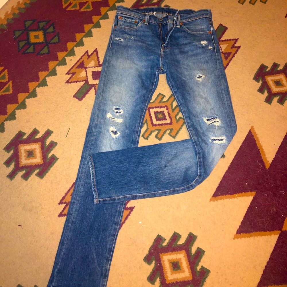 Levi 510 Skinny Jeans waist 28x32 on tag.